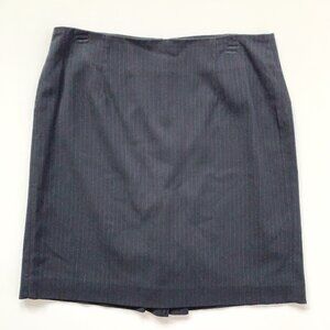 Banana Republic Women's Gray Striped Straight & Pencil Skirt Size 10